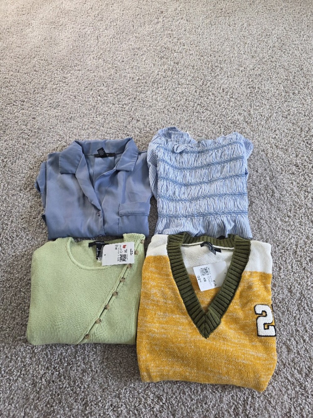 Mixed Forever 21 Women's Tops Bundle Various Sizes (NWT)
